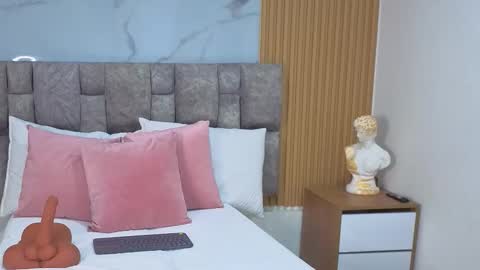 Snapshot of khalifa_fletcher chatting on 24, 11, 2025 khalifa online show from 24, 11, 2025