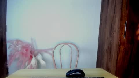 Snapshot of khate_smith chatting on 12, 10, 2025 khate_smith online show from 12, 10, 2025