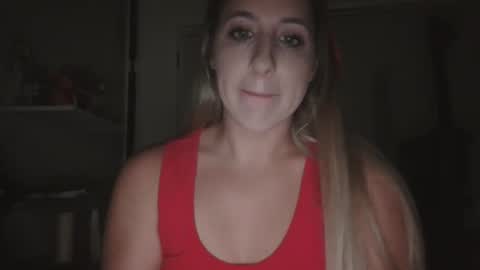 Snapshot of khelzy chatting on 8, 10, 2025 Khel online show from 8, 10, 2025