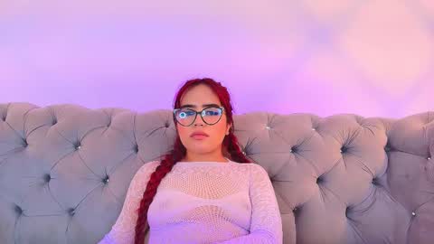 khloejohnson online show from 15, 9, 2025