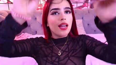 khloejohnson online show from 4, 10, 2025