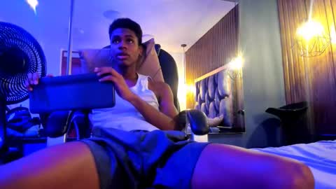 Snapshot of khris__evans chatting on 12, 2, 2026 Kris Evans online show from 12, 2, 2026