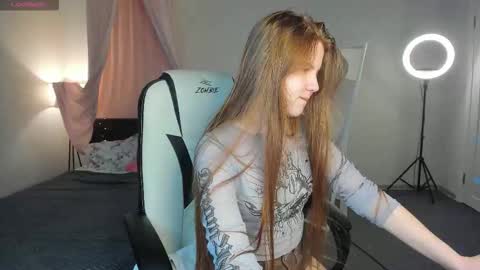 Snapshot of ki_wizz chatting on 8, 10, 2025 Ellie online show from 8, 10, 2025