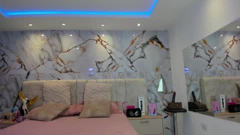    N         M online show from 20, 12, 2025