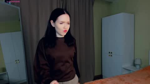 Snapshot of kianadarcey chatting on 10, 9, 2025 Lannie online show from 10, 9, 2025