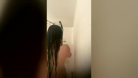 kiannaluv online show from 17, 6, 2026