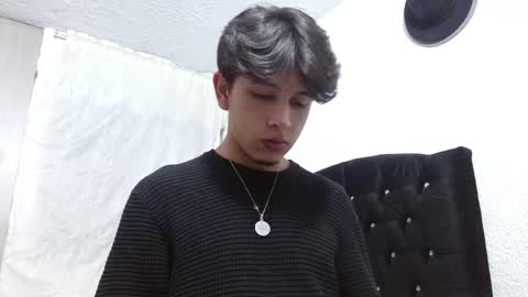 Adrian  Chlloe online show from 14, 9, 2025