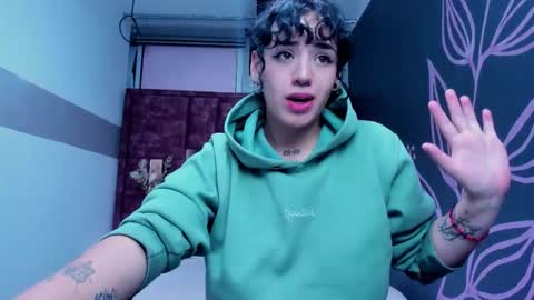 KIARA FOX online show from 15, 3, 2026