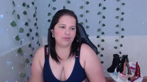 Snapshot of kiara_scottt chatting on 27, 2, 2025 Kiara online show from 27, 2, 2025