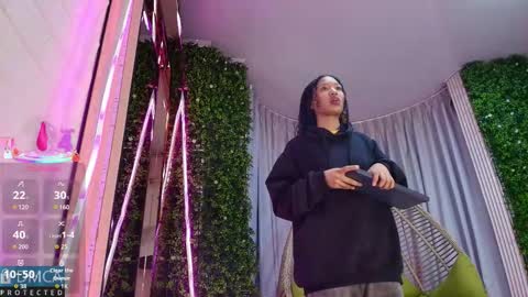 Kiara Zahiri online show from 17, 9, 2025