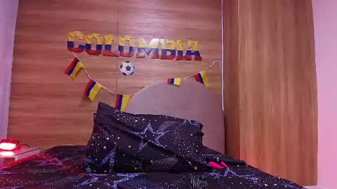 kiaralopez_ online show from 14, 7, 2026