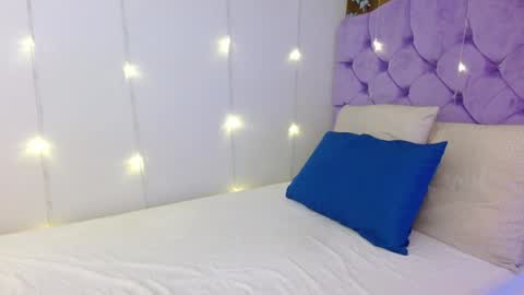 Kiara online show from 2, 2, 2025