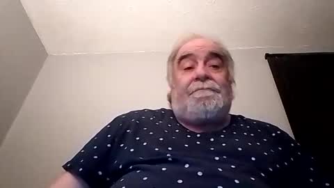 Snapshot of kickinme chatting on 11, 9, 2025 KICKINME online show from 11, 9, 2025