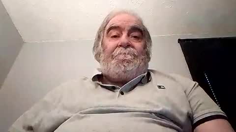 Snapshot of kickinme chatting on 19, 10, 2025 KICKINME online show from 19, 10, 2025