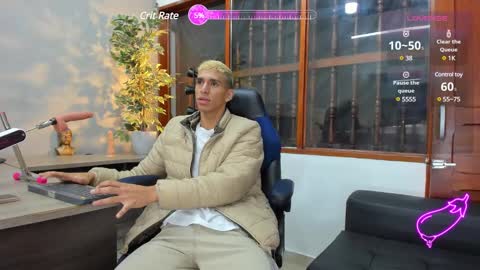 Snapshot of kieran_derek chatting on 4, 1, 2025 Kieran Derek online show from 4, 1, 2025