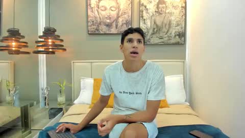 Kieran Derek online show from 5, 11, 2025