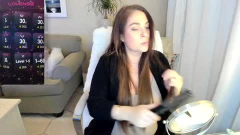 Snapshot of kierareines chatting on 22, 12, 2024 Kiera Reines online show from 22, 12, 2024