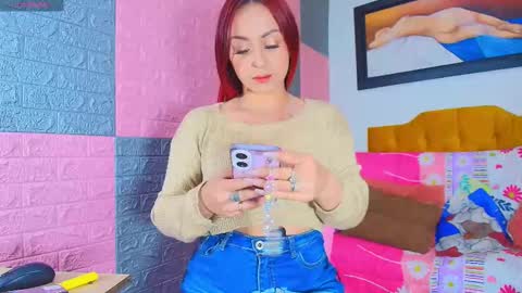 Snapshot of kiim_katta001 chatting on 8, 1, 2025 leidy online show from 8, 1, 2025