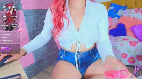 Snapshot of kiim_katta001 chatting on 10, 1, 2025 leidy online show from 10, 1, 2025