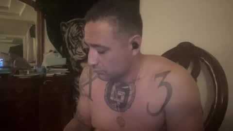 Snapshot of kikelst13 chatting on 2, 12, 2025 kikelst13 online show from 2, 12, 2025