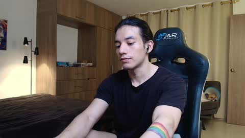 kikeruiz 19 online show from 18, 12, 2024