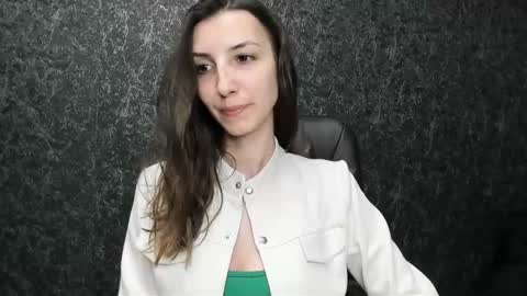 Mika and Miranda online show from 12, 11, 2025