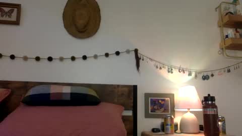 kikiraebabyy online show from 6, 3, 2025