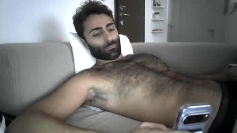 kikkus01 online show from 25, 9, 2025