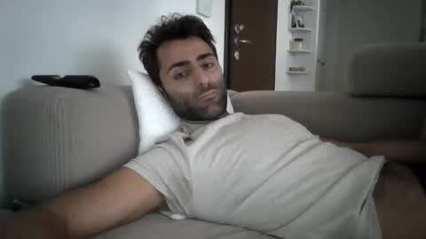 kikkus01 online show from 7, 10, 2025