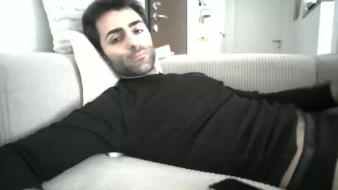 kikkus01 online show from 8, 1, 2026