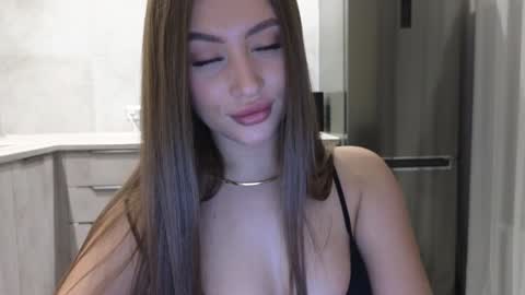 Snapshot of killer__girls chatting on 14, 12, 2024 EvaAnna online show from 14, 12, 2024