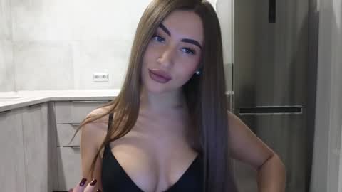 Snapshot of killer__girls chatting on 11, 1, 2025 EvaAnna online show from 11, 1, 2025