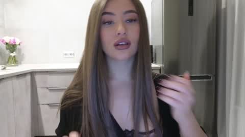 Snapshot of killer__girls chatting on 20, 1, 2025 EvaAnna online show from 20, 1, 2025