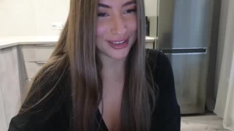 Snapshot of killer__girls chatting on 4, 3, 2025 EvaAnna online show from 4, 3, 2025