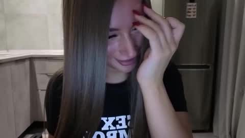 Snapshot of killer__girls chatting on 20, 11, 2025 EvaAnna online show from 20, 11, 2025