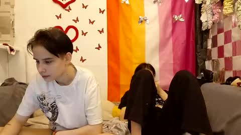 kim__ray online show from 4, 5, 2026