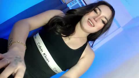 Snapshot of kim_aero chatting on 12, 10, 2025 kim_aero online show from 12, 10, 2025