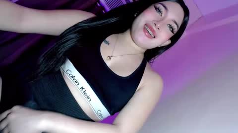 Snapshot of kim_aero chatting on 5, 12, 2025 kim_aero online show from 5, 12, 2025