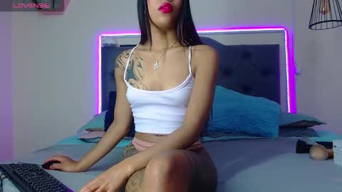 Snapshot of kim_clarck1 chatting on 1, 12, 2025 Kim online show from 1, 12, 2025