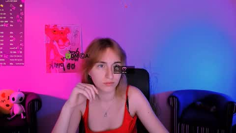 Snapshot of kim_classy chatting on 1, 12, 2025 kim_classy online show from 1, 12, 2025