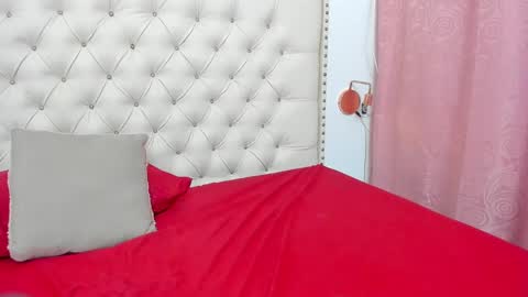 Snapshot of kim_eli chatting on 15, 12, 2024 kim_eli online show from 15, 12, 2024