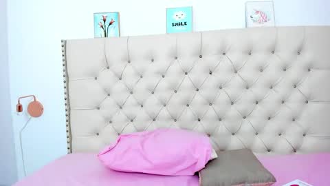 Snapshot of kim_eli chatting on 13, 1, 2025 kim_eli online show from 13, 1, 2025