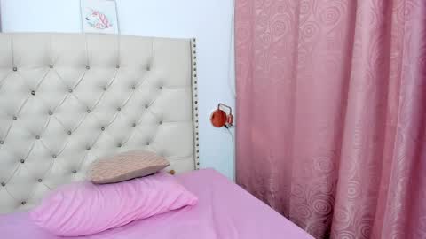 Snapshot of kim_eli chatting on 9, 2, 2025 kim_eli online show from 9, 2, 2025