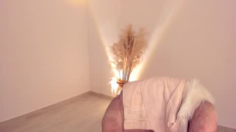 Snapshot of kim_murphy chatting on 3, 11, 2025 Kim Murphy online show from 3, 11, 2025