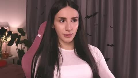 Snapshot of kim_oberlin chatting on 31, 10, 2025 Kim Oberlin online show from 31, 10, 2025