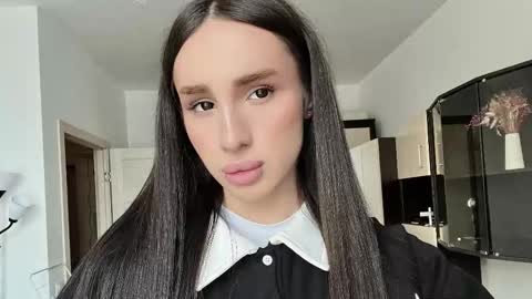 Kim Oberlin online show from 12, 3, 2026