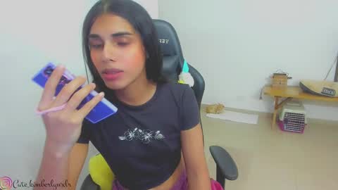 Snapshot of kim_wexler chatting on 10, 2, 2025 OnlyFans kimberlywexlr online show from 10, 2, 2025