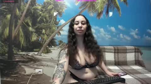 Snapshot of kimberd33 chatting on 26, 11, 2025 Kimmy online show from 26, 11, 2025