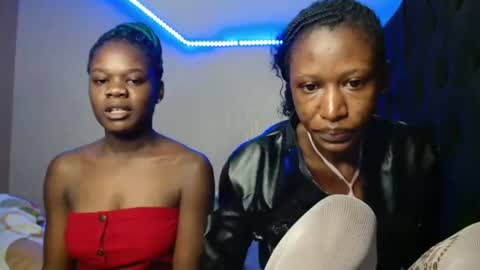 Snapshot of kimberly_chloe chatting on 24, 6, 2026 Kimberly online show from 24, 6, 2026