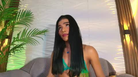 Snapshot of kimberly_gonzalez1 chatting on 19, 10, 2025 kimberly gonzalez online show from 19, 10, 2025